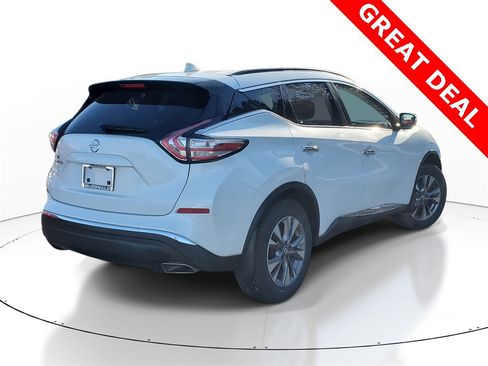 Used 2018 Nissan Murano S image 3