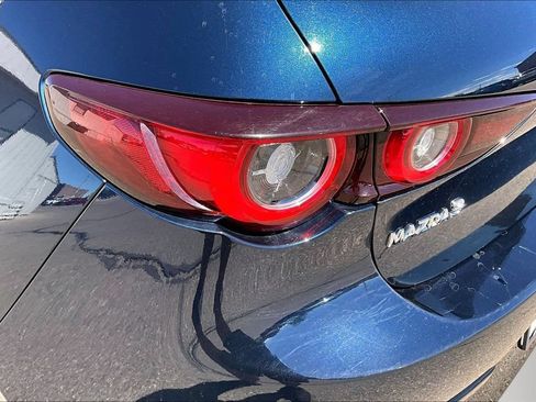Used 2025 MAZDA MAZDA3 s Sport FWD image 21