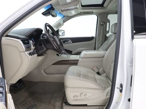 Used 2019 GMC Yukon Denali w/ Open Road Package AWD/4WD image 18