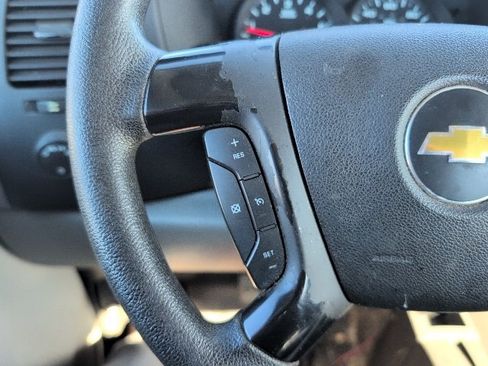 Used 2013 Chevrolet Silverado 1500 W/T image 17