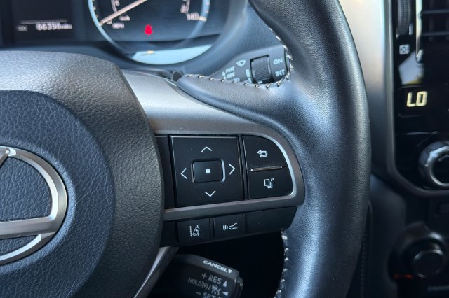 Used 2022 Lexus GX 460 Premium w/ Premium Package AWD/4WD image 31