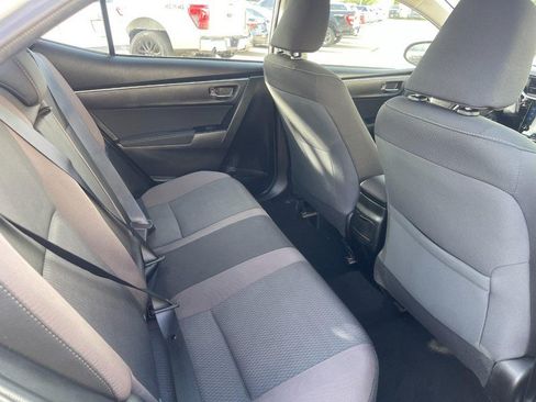 Used 2017 Toyota Corolla LE FWD image 9