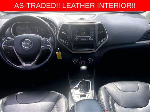 Used 2016 Jeep Cherokee Sport FWD image 7