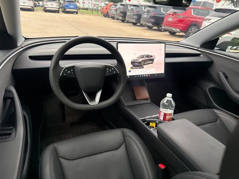 Used 2025 Tesla Model 3 RWD image 6