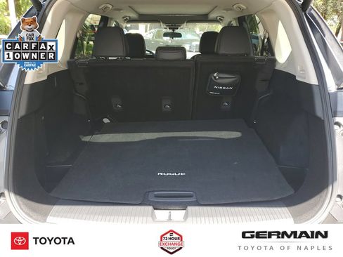 Used 2023 Nissan Rogue SV w/ SV Premium B Package FWD image 24
