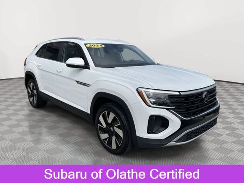 Used 2024 Volkswagen Atlas Cross Sport SE FWD image 1