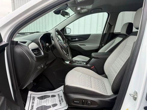 Used 2022 Chevrolet Equinox LT FWD image 6