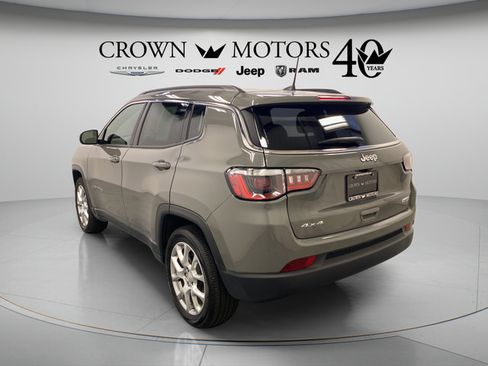 Used 2023 Jeep Compass Latitude AWD/4WD image 12