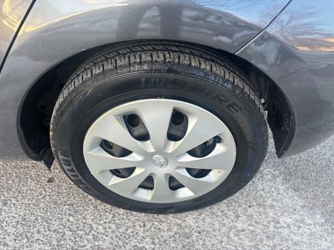 Used 2012 Toyota Prius C One image 13