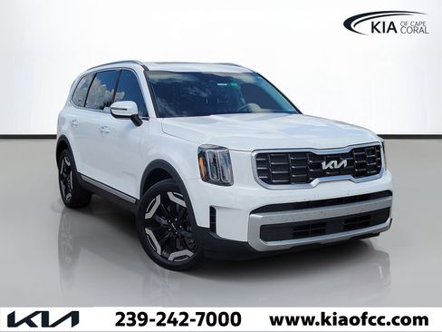 Certified 2024 Kia Telluride S w/ S Sunroof Package FWD image 1