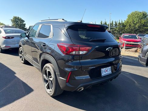 Used 2023 Chevrolet TrailBlazer RS w/ Sun and Liftgate Package AWD/4WD image 4