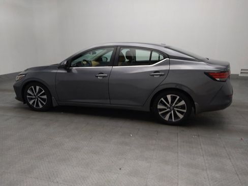 Used 2020 Nissan Sentra SV w/ SV Premium Package FWD image 3