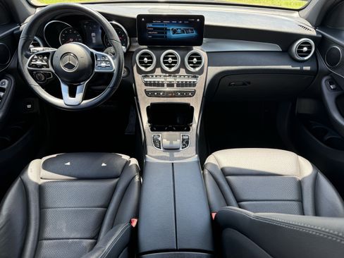 Used 2022 Mercedes-Benz GLC 300 image 13
