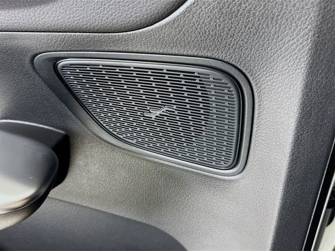 Certified 2025 Mercedes-Benz GLC 300 image 26