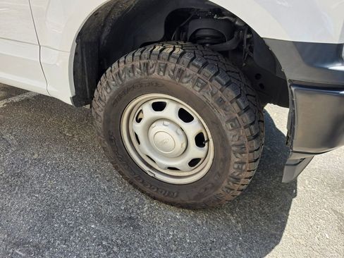 Used 2018 Ford F150 XL w/ Equipment Group 101A Mid RWD image 15