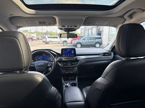 Used 2021 Ford Escape SEL w/ SEL Stealth AWD Package image 35