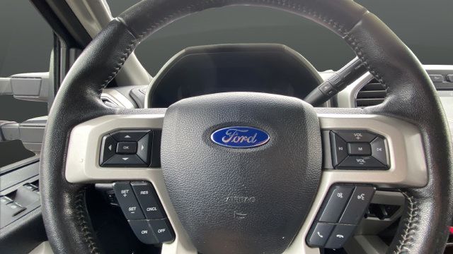 Used 2017 Ford F350 Lariat w/ Tow Technology Bundle AWD/4WD image 16