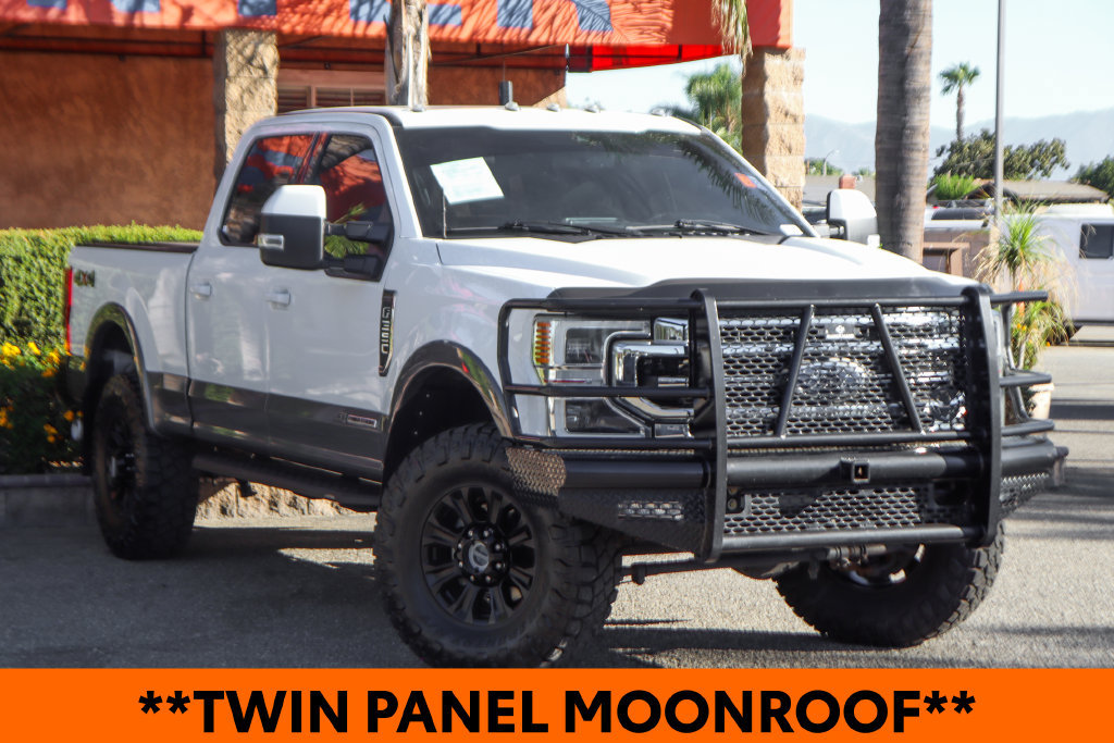 Used 2022 Ford F350 Lariat AWD/4WD image 2