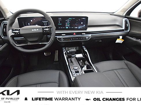 New 2026 Kia Sorento SX image 17