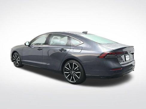 Used 2024 Honda Accord Touring image 6