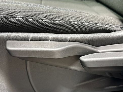 New 2026 Chevrolet Equinox EV LT image 22