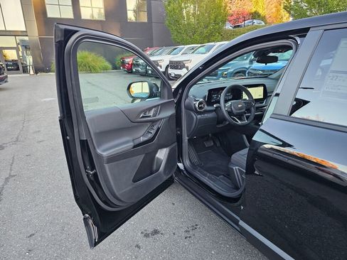 New 2026 Chevrolet Equinox LT image 18