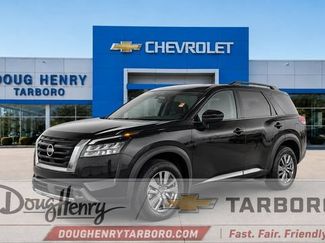 Used 2025 Nissan Pathfinder SV FWD video 1
