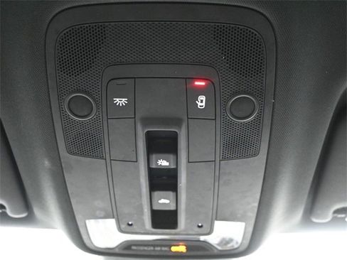 Used 2021 Audi Q3 2.0T Premium w/ Convenience Package image 19