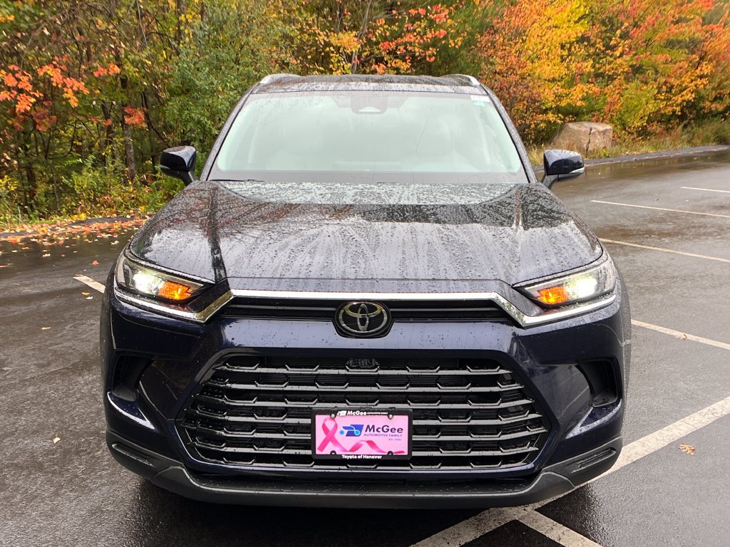 New 2026 Toyota Grand Highlander XLE FWD image 8