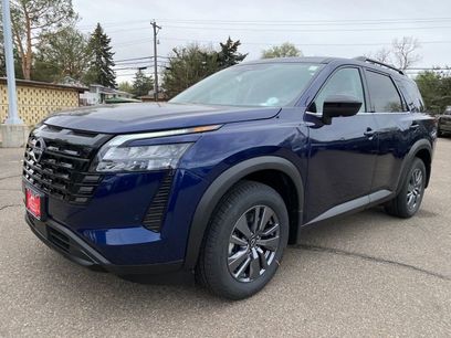 New 2026 Nissan Pathfinder SV