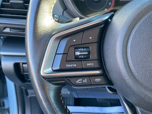 Used 2018 Subaru Crosstrek 2.0i Premium w/ Moonroof Package image 26