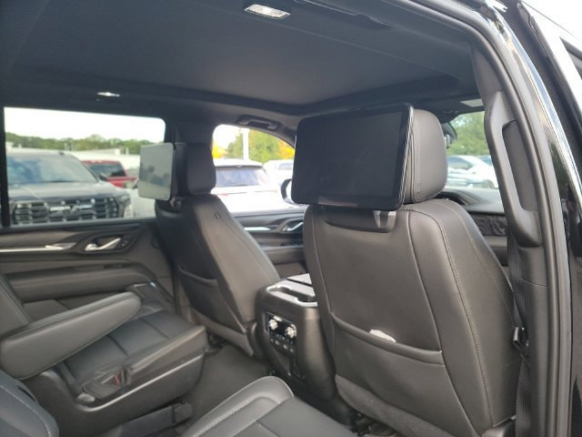 Used 2021 GMC Yukon Denali AWD/4WD image 9