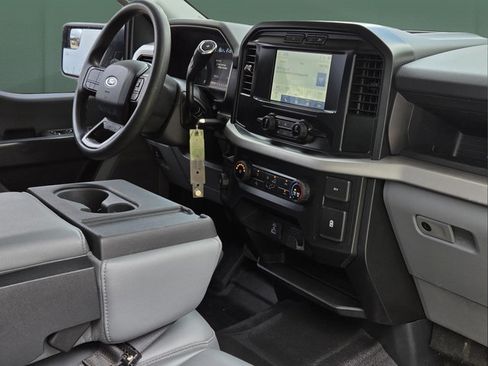 Used 2022 Ford F150 XL RWD image 28
