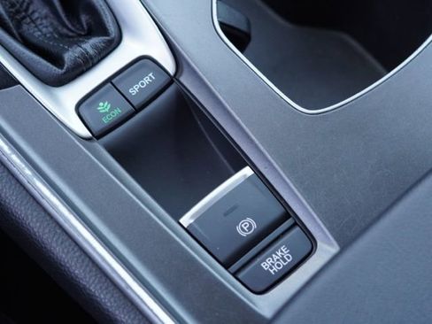 Used 2020 Honda Accord Sport image 29