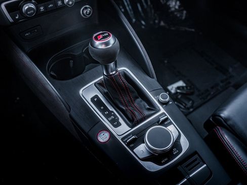 Used 2018 Audi RS 3 image 26