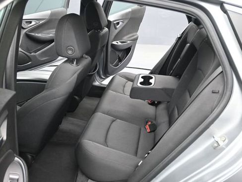 Used 2024 Chevrolet Malibu LT FWD image 9