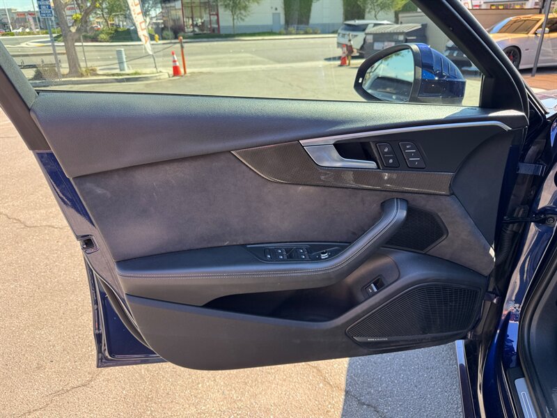 Used 2018 Audi S4 Premium Plus w/ Navigation Package AWD/4WD image 23