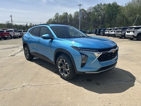New 2026 Chevrolet Trax LT FWD image 10