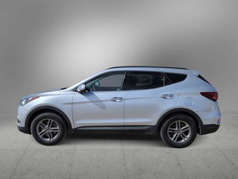 Used 2017 Hyundai Santa Fe Sport image 5