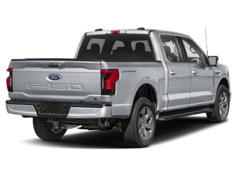 Used 2023 Ford F150 Lightning XLT AWD/4WD image 2