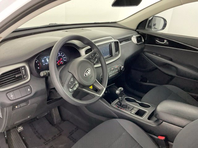 Used 2018 Kia Sorento FWD V6 image 15