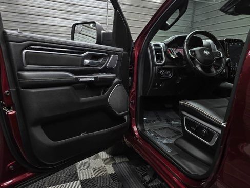 Used 2022 RAM 1500 Laramie AWD/4WD image 36