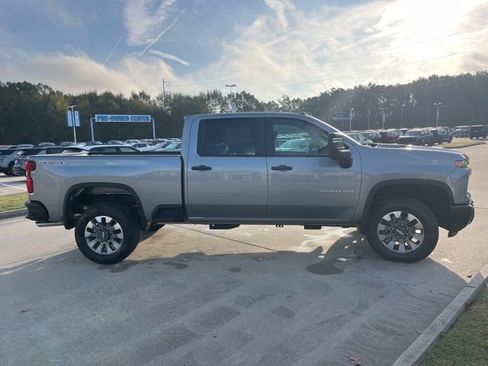 New 2026 Chevrolet Silverado 2500 Custom w/ Custom Value Package image 13