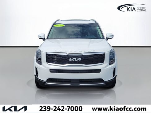 Certified 2022 Kia Telluride S FWD image 2