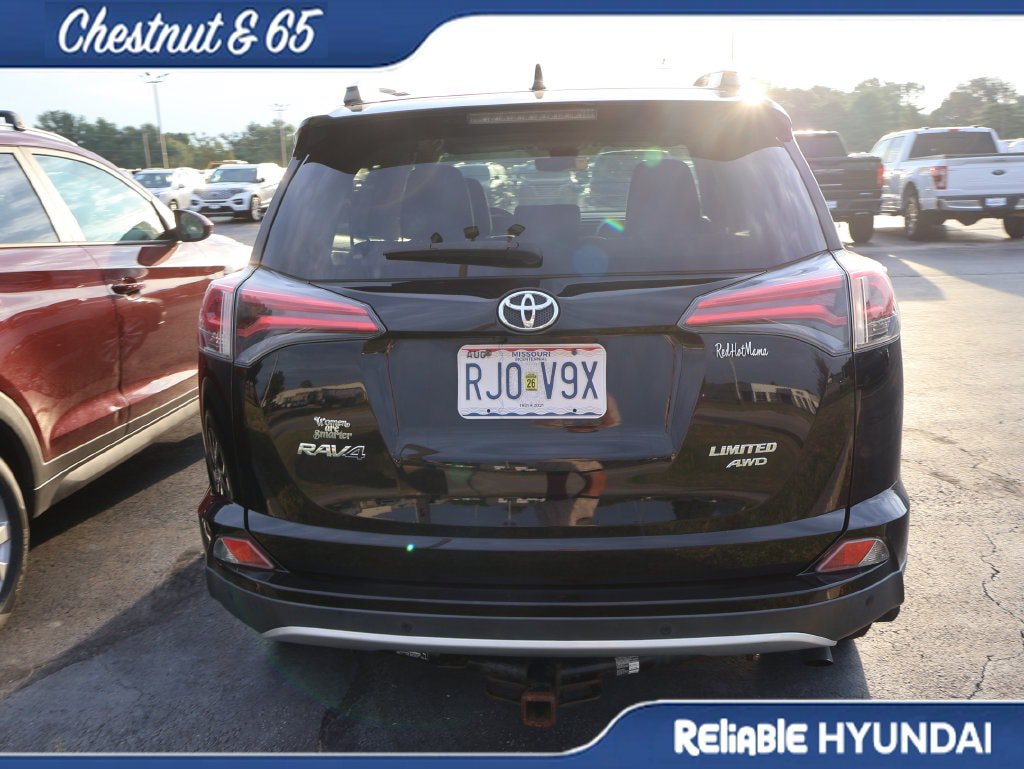 Used 2016 Toyota RAV4 Limited AWD/4WD image 19