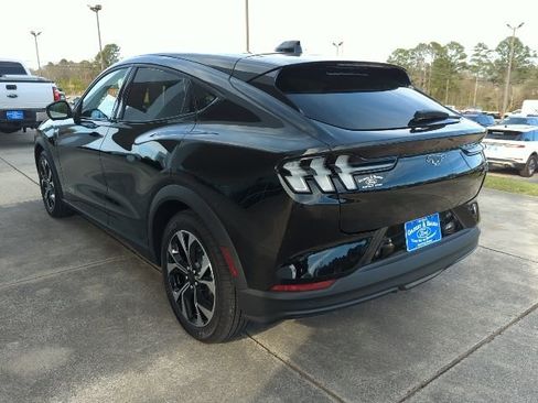 Used 2025 Ford Mustang Mach-E Select w/ Comfort Package Lite image 5