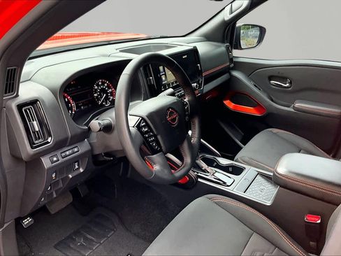 Used 2025 Nissan Frontier Pro-X w/ Pro Convenience Package RWD image 30