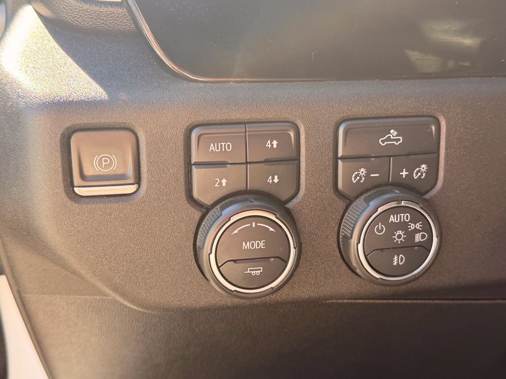 Used 2024 Chevrolet Silverado 1500 RST w/ Convenience Package II AWD/4WD image 20