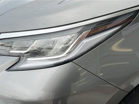 New 2026 Toyota Sienna Limited image 4