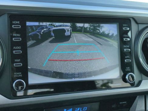 Certified 2023 Toyota Tacoma SR5 w/ Technology Package AWD/4WD image 19